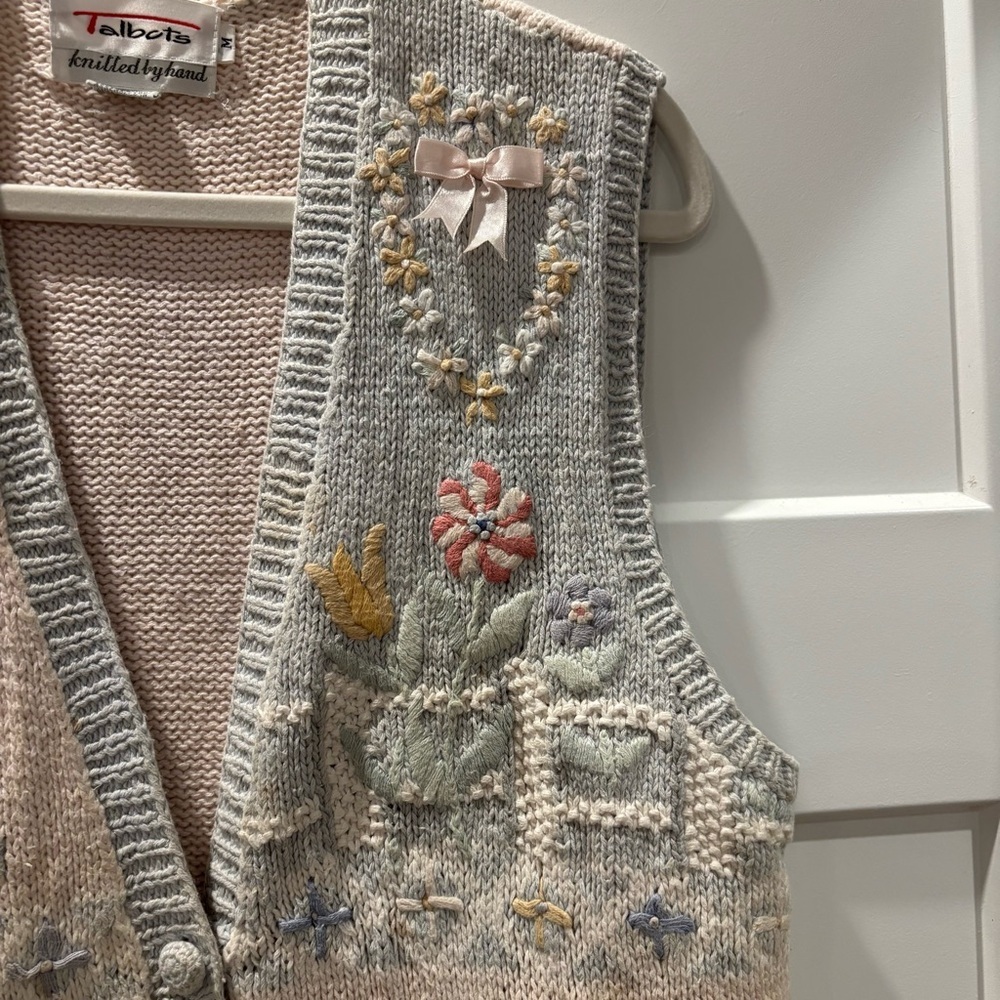 Talbots Vintage Easter Vest - Picture 4 of 8